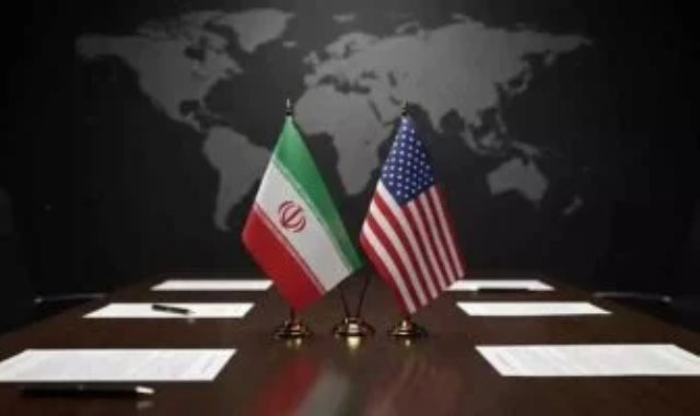 توقع استنئاف المفاوضات بين واشنطن وطهران الثلاثاء