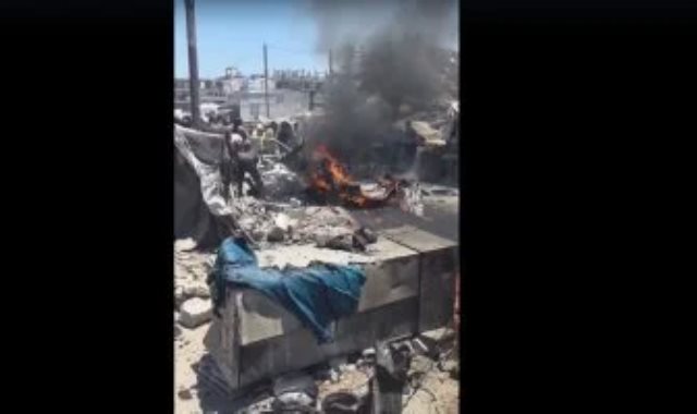 غارات إسرائيلية تستهدف سيارة في غزة