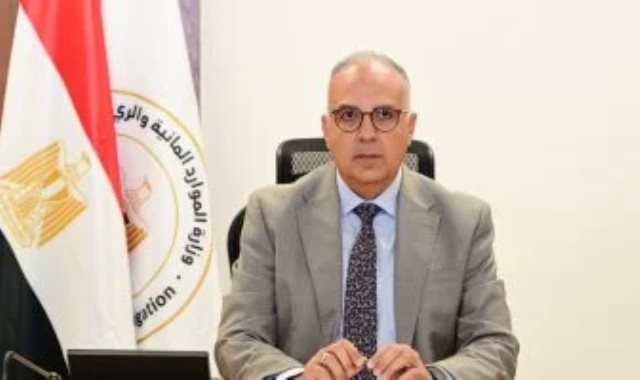وزير الري