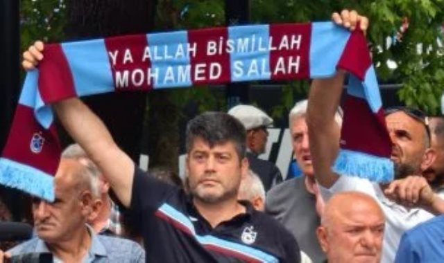 جماهير طرابزون تطالب رئيس النادي بضم محمد صلاح