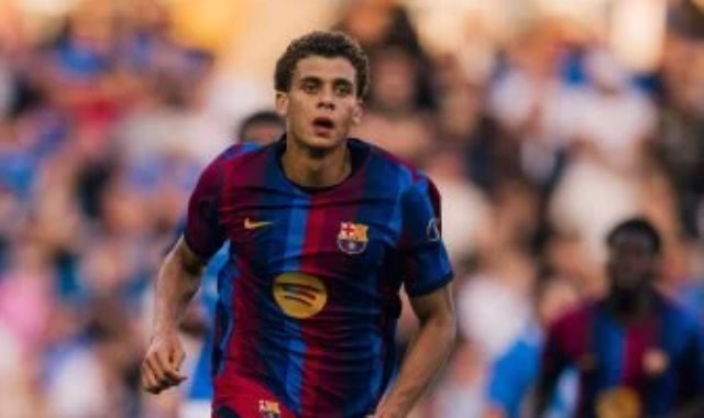 حمزة عبد الكريم لاعب برشلونة