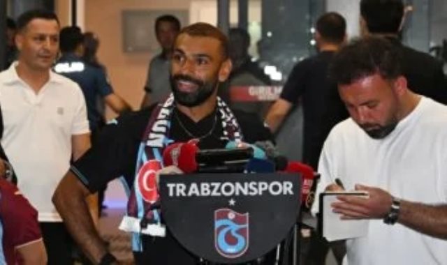 محمد صلاح قائد منتخب مصر ولاعب طرابزون سبور