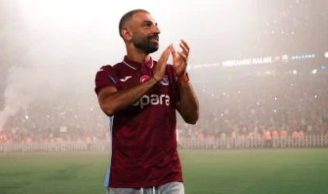 محمد صلاح قائد منتخب مصر