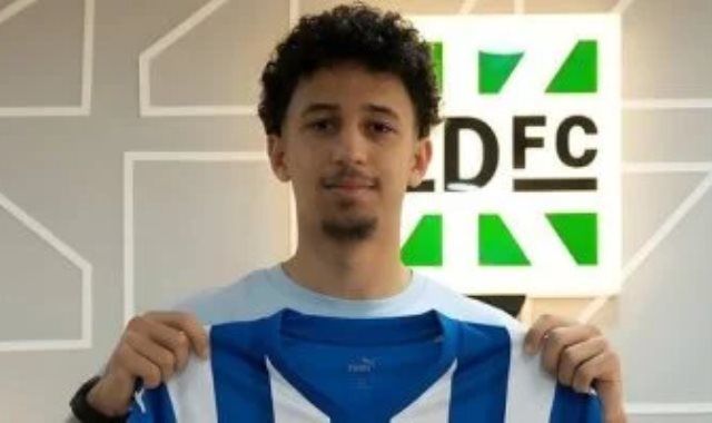 عمر ياسر لاعب ألافيس