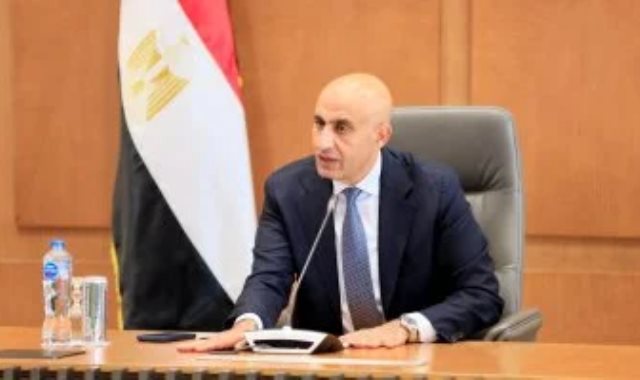 محمد عبد اللطيف وزير التربية والتعليم
