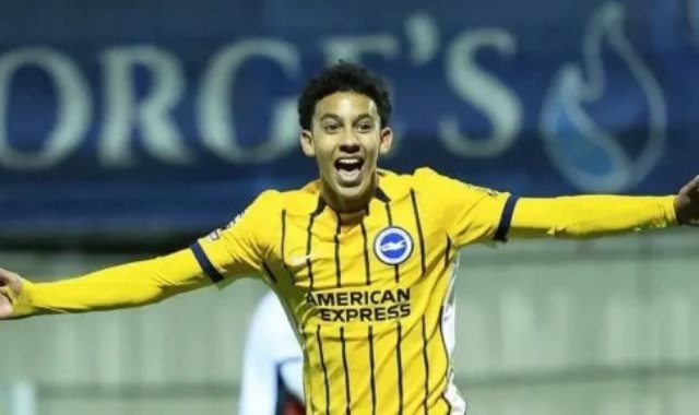 يونس إبراهيم لاعب برايتون