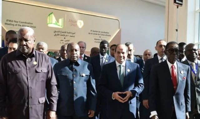 رؤساء دول وحكومات الأعضاء فى إعلان العلمين