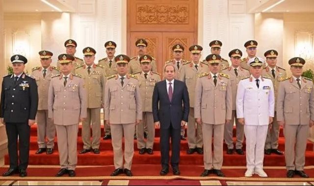 اجتماع المجلس الأعلى للقوات المسلحة بمقر القيادة الاستراتيجية بالعاصمة الجديدة
