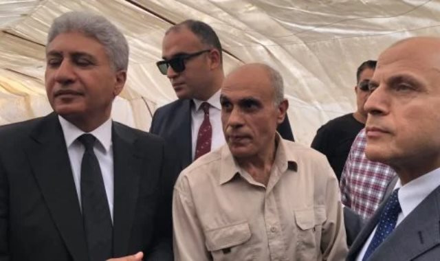 وزير السياحة ومكتشف تمثال رمسيس الثاني ومحافظ الغربية