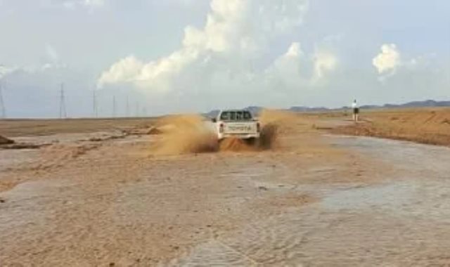 سيول تضرب منطقة برنيس جنوب مرسى علم بالبحر الأحمر