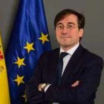 خوسيه مانويل ألباريس وزير الخارجية الإسبانى