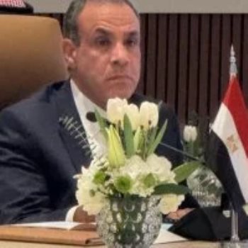 الدكتور بدر عبد العاطي