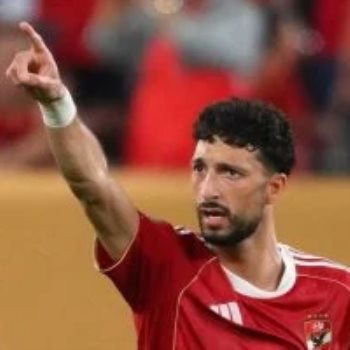 وسام أبو على مهاجم الاهلى السابق
