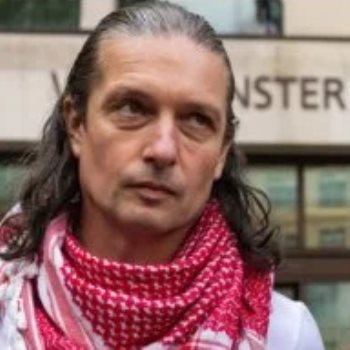 مؤسسا حركة فلسطين أكشن هدى عمورى وريتشارد بارنارد