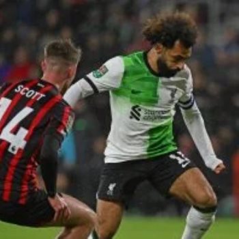 محمد صلاح في مباراة سابقة بين ليفربول وبورنموث