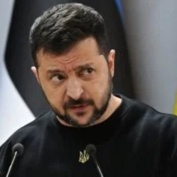 الرئيس الأوكرانى فولوديمير زيلينسكى