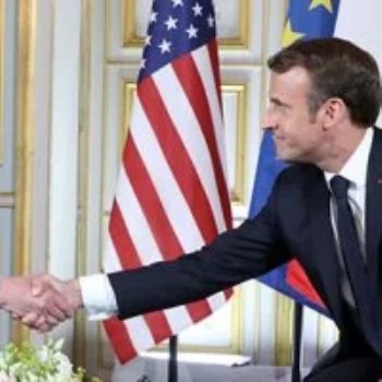 ترامب وماكرون- أرشيفية