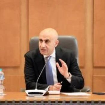 وزير التربية والتعليم والتعليم الفنى محمد عبد اللطيف