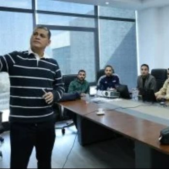 أوسكار رويز مع الحكام