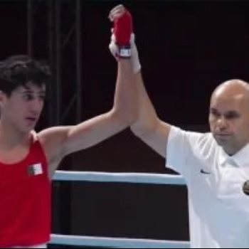 أحمد إسماعيل لاعب الملاكمة