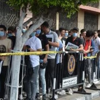 امتحانات الثانوية العامه-ارشيفية