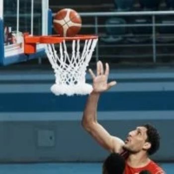 منتخب السلة أمام ليبيا