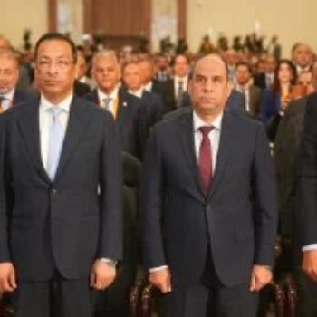 وزيرا العمل والرياضة