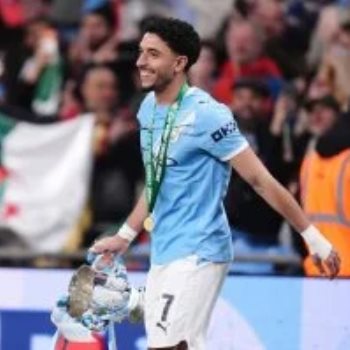 عمر مرموش نجم منتخب مصر ونادي مانشستر سيتي