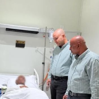 جانب من متابعة وزارة السياحة للمصابين فى السعودية