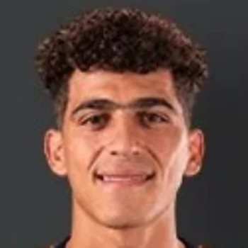 علي حمدي لاعب البنك الأهلي