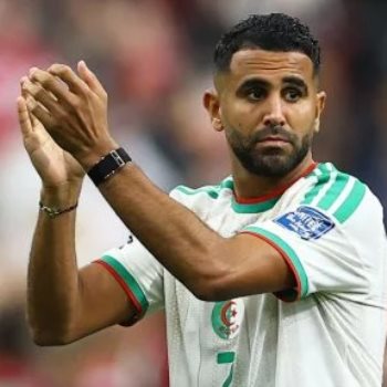 منتخب الجزائر لاعب منتخب الجزائر