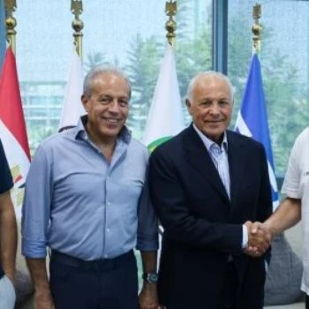 أبو ريدة والدرندلى مع حسام وإبراهيم حسن