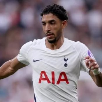 عمر مرموش نجم فريق توتنهام