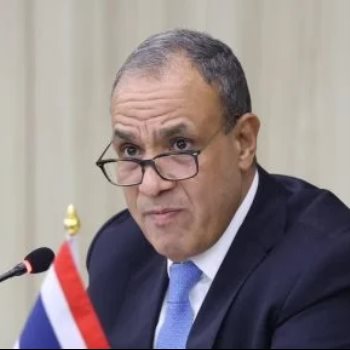 بدر عبد العاطي وزير الخارجية والتعاون الدولي والمصريين بالخارج