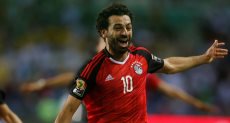 محمد صلاح يحتفل بالصعود إلى نهائيات كأس العالم روسيا 2018