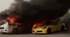 اشعال النيران في 11 سيارة