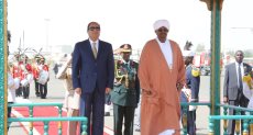 الرئيس السيسى ونظيره السودانى عمر البشير 