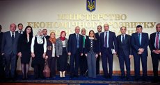 الوزيرة سحر نصر مع ممثلي الشركات الأوكرانية