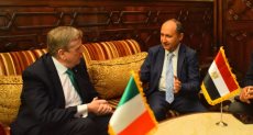 وزير التجارة المصري مع نظيره الأيرلندي