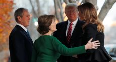 ترامب و ميلانيا يقدمون واجب التعازى لأسرة جورج بوش