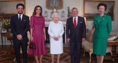 ملكة بريطانيا تستقبل الملك عبد الله