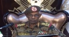  وزير الدفاع السودانى