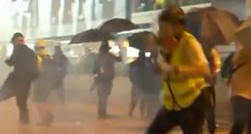 الشرطة تفرق المظاهرات في هونغ كونغ