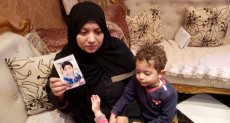 والدة الطفل ضحية 