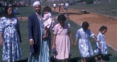 عائلة مصرية فى الحدائق العامة