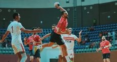 يد الاهلي والزمالك