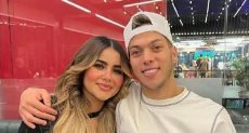إمام عاشور وزوجته