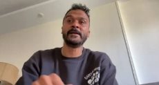ابراهيم سعيد يبكى فى أول ظهر له بعد السجن