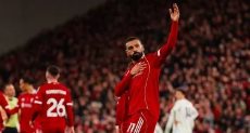 محمد صلاح يحتفل بهدفه مع ليفربول