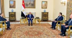 الرئيس السيسى يستقبل رئيس جهاز الاستخبارات الخارجية بروسيا